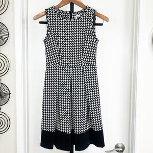 Calvin Klein Pleated A-Line Ponte Knit Dress - Black White Houndstooth, Size 2P